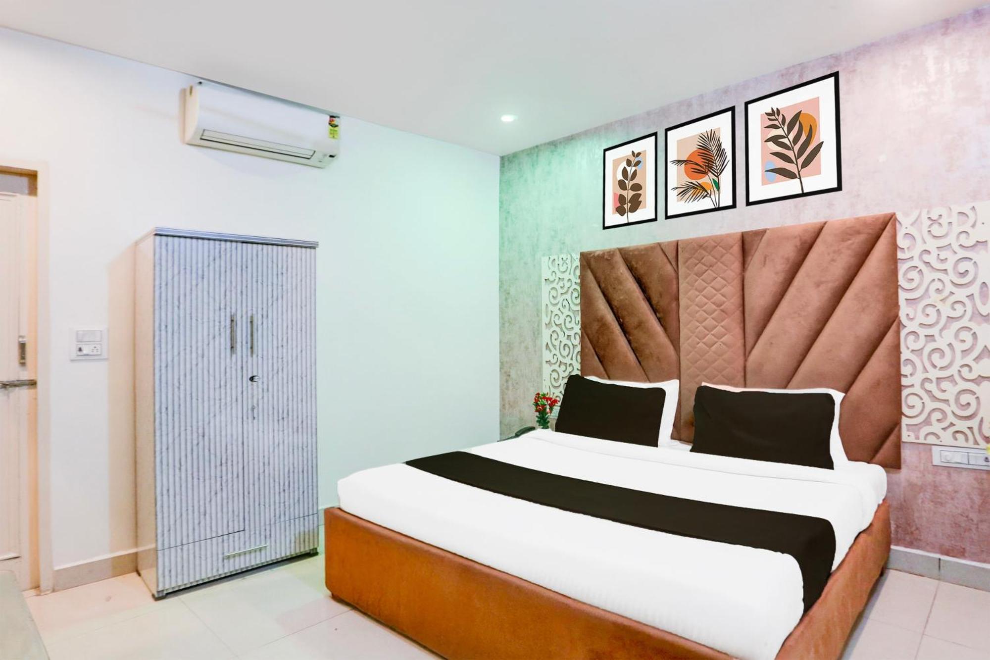 Super Collection O Roop Vihar Rohtak Formerly Hotel Maha Exterior foto